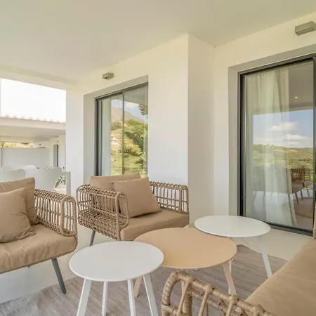 Awesome In With 2 Bedrooms, Wifi And Outdoor Swimming Pool Apartament Estepona